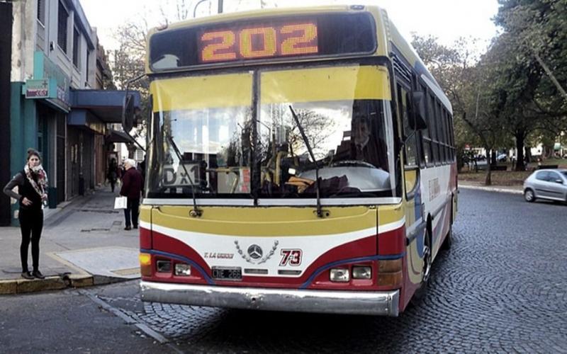 La UTA amenaza con un paro general el viernes si no hay acuerdo con los empresarios