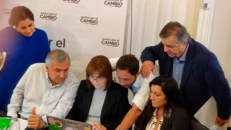 La principal coalición opositora criticó la designación de Batakis en economía