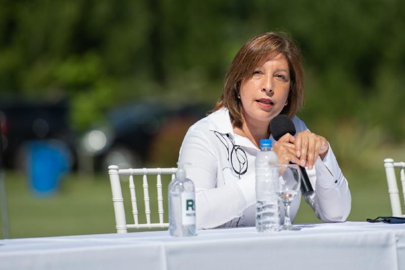 Carreras viajó a Cipoletti por aberrante crimen de una joven de 19 años