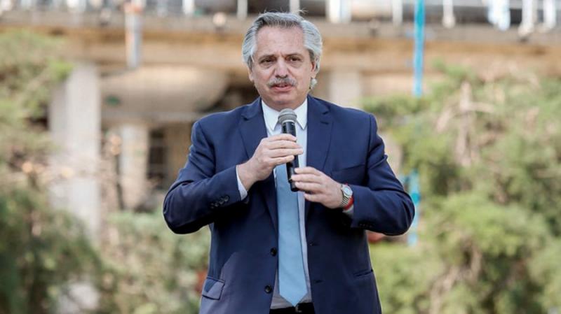 Alberto Fernández prometió controlar el deficit fiscal