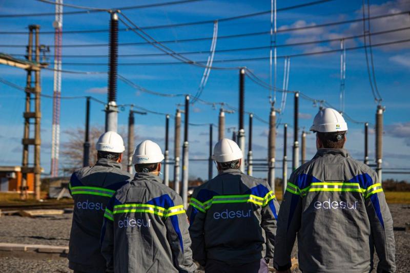 El gobierno se hartó de Edesur y la denunció penalmente