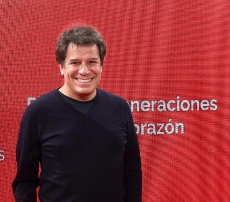 Manes, ayer se subió, hoy se bajó