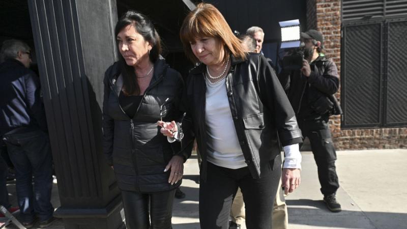Bullrich pidió triplicar la cantidad de efectivos policiales en Santa Fe