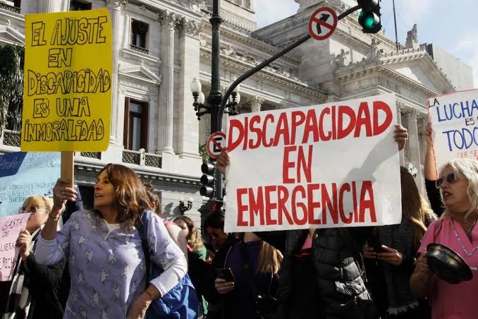 El Gobierno convocó a la Iglesia para dialogar sobre discapacidad, antes de la visita del Papa