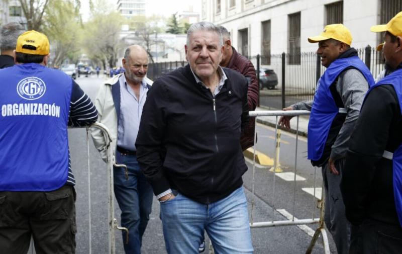Tras la orden judicial, Trabajo reconoció a Mario Lavia como titular de la Federación de Petroleros hasta 2030