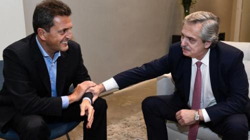 Volvió con todos