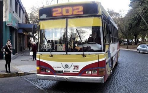 La UTA amenaza con un paro general el viernes si no hay acuerdo con los empresarios