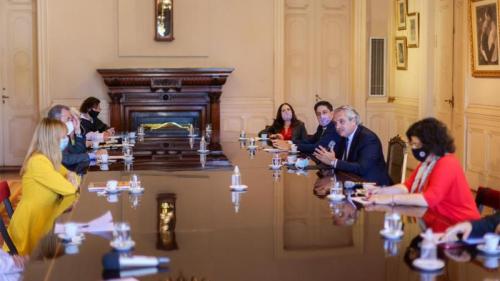 La mesa de Salud y Educación, en funciones: estará integrada por especialistas y analizará indicadores sanitarios.