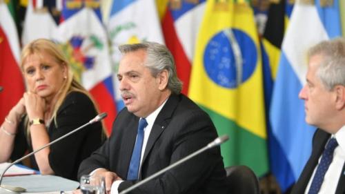 El presidente quiere unir voces para pedirle al norte que pare la guerra