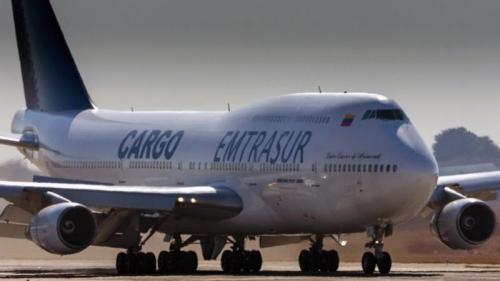 El gobierno se despega del avión venezolano