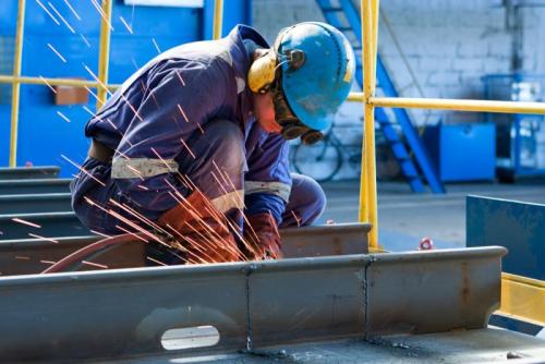 El Gobierno oficializó el aumento del Salario Mínimo Vital y Móvil