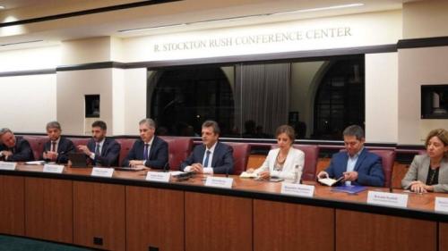 Massa cruzó a la Cancillería tras la condena al ataque israelí en Gaza
