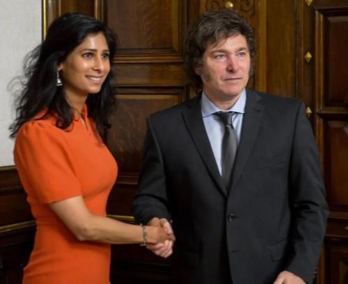 Milei reveló que busca un pool de préstamos para obtener US$15.000 millones y acelerar la salida del cepo