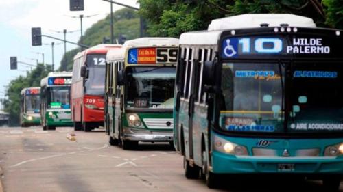 Colectivos más caros: rige aumento del 7% en las líneas nacionales que circulan en el AMBA