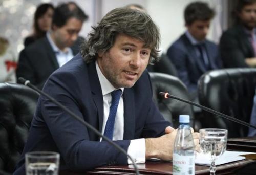 El ministro de Justicia nombró a su hermano como jefe de Gabinete