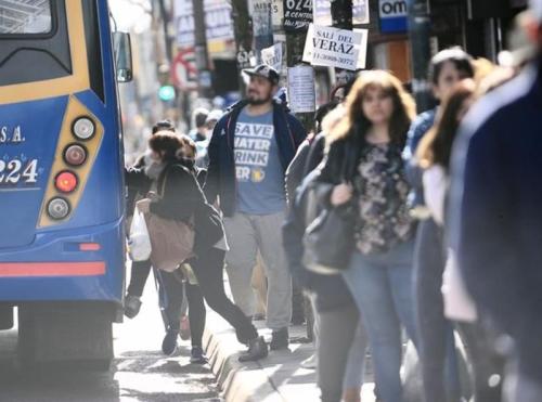 El conurbano, las expensas y la política del ahogo