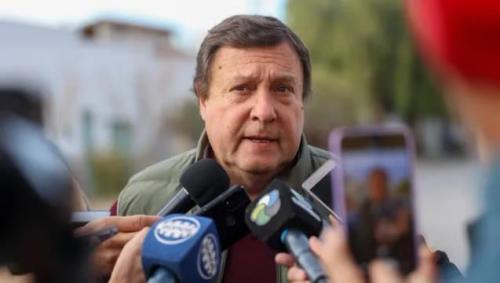 Gobernador aliado de Milei dice que el oficialismo pone en “riesgo su contrato electoral”