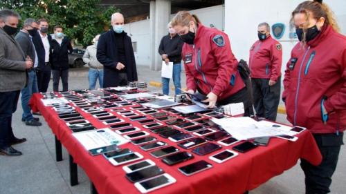 Les devolvieron a sus dueños los celulares que les robaron en la ciudad de Buenos Aires.