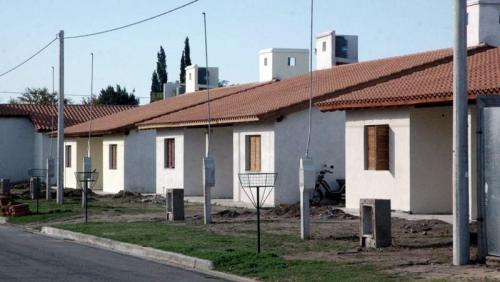 Ferraresi anunció el Plan Nacional de Suelo Urbano y negó expropiaciones de tierras