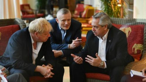 El presidente se reunió con su par británico y le pidió sentarse a negociar por Malvinas