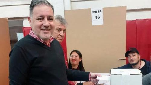 Referentes del PRO festejaron el triunfo de Doman en Independiente, pero el se desligó de la política partidaria 