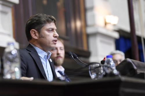 Kicillof confirmó candidatura a gobernador y bancó fuerte a CFK