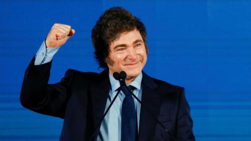 Milei cargó otra vez contra Rocca y otros industriales: “Gomita Alumínica y Señor Lengua Floja”