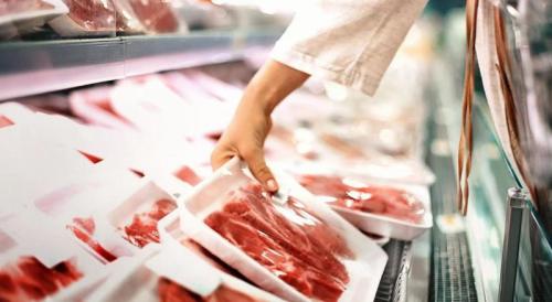 El consumo de carne cayó 12% en lo que va del año y los argentinos comen casi 5 kilos menos que en 2025