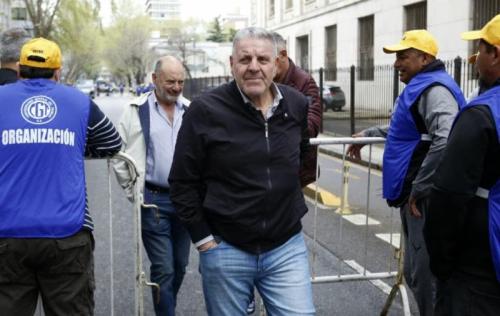 Tras la orden judicial, Trabajo reconoció a Mario Lavia como titular de la Federación de Petroleros hasta 2030